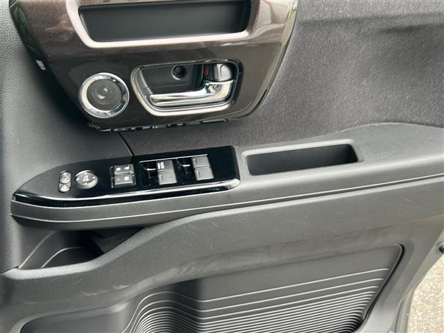 除菌・消臭・抗菌プラスパックいれていただくとさらに快適な空間を！！清潔なお車はお子様にも安心ですね！！中古車がキレイなのは当たり前の時代ですよ！！。お問い合わせは【無料通話】TEL:0078-6002-098157まで