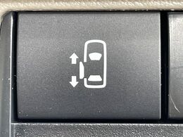 【パワースライドドア】スマートキーや運転席のスイッチでスライドドアの開閉が可能♪電動だから力を入れてドアを開ける必要が無く、小さいお子様でも、重い荷物を持っている時もラクに開け閉めできます♪