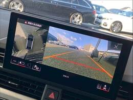 「アラウンドビューモニター」を装備で駐車が苦手な方でも安心です。