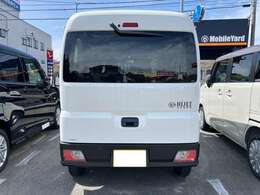 自社工場完備しておりますのでお車ご購入後のアフターも安心！