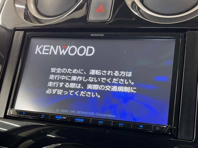 【ナビゲーション】目的地までしっかり案内してくれる使いやすいナビ。Bluetooth接続すればお持ちのスマホやMP3プレイヤーの音楽を再生可能！毎日の運転がさらに楽しくなります！！