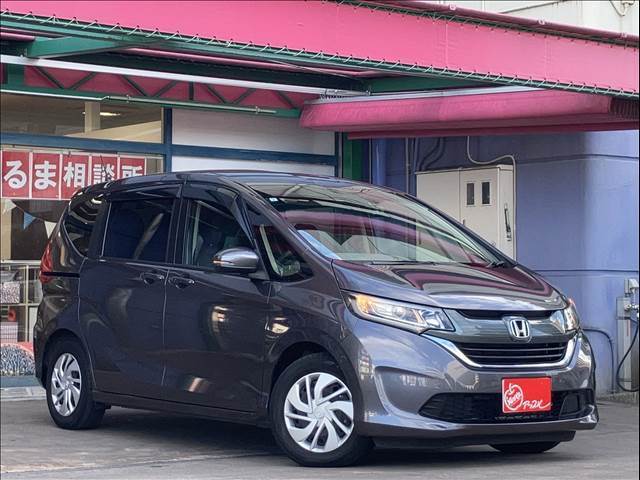 ♪当店の在庫車は複数の箇所に分散して保管しております。スムーズに車を見て頂けるように用意いたしますのでご来店前にご連絡いただきますようお願いいたします♪