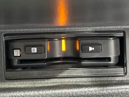 【ETC】高速道路の料金所をストレスなく通過！話題のスポットやサービスエリアに多い「スマートIC」利用時は必須のアイテムです。当店でセットアップを実施、ご納車当日からすぐにご利用いただけます！