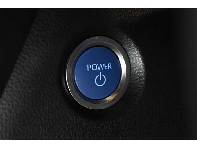 キーがポケットやバックの中でもワンプッシュでエンジンスタートでき便利です。