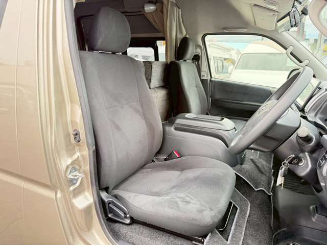 弊社では車両価格に以下の費用が含まれます→登録費用・整備点検費用・架装部の点検費用・行政書士料・車検申請費用・1年保証（一部除外車種あり）納車準備費用・詳しくはスタッフまで！