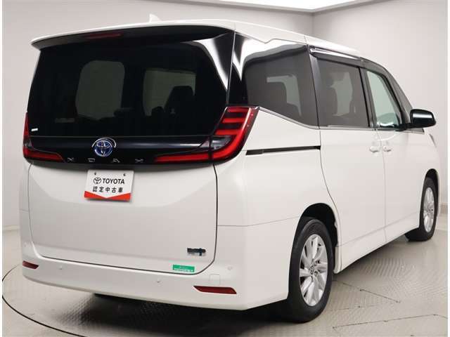 スマートフォンからのお問い合わせ気になるお車を選んでいただいて、画面下部の『電話する』『在庫確認・見積依頼』ボタンをタッチするだけの簡単操作です。ぜひお気軽にお問い合わせください。お待ちしてます！