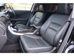 シートのへたりも少なくとても綺麗に保たれております☆