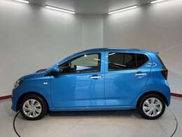 弊社営業時間は朝9：30から夕方18：00です♪