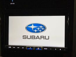 【純正ナビ】人気の純正ナビを装備。オーディオ機能も充実しており、Bluetooth接続すればお持ちのスマホやMP3プレイヤーの音楽を再生可能！毎日の運転がさらに楽しくなります！！