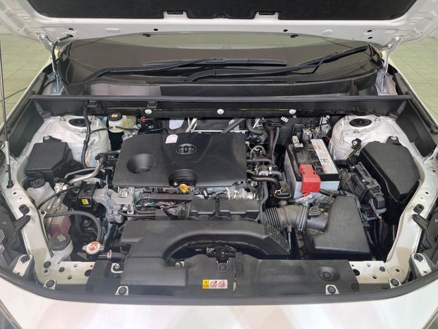 親切・丁寧な専門メカニックスタッフが応対！・車検・点検整備・事故等の修理などアフターサービスも安心。お車のカスタマイズもネクステージのサービススタッフまでご相談ください！