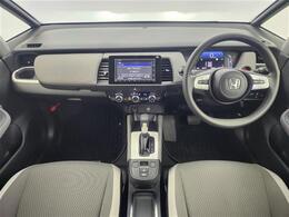 【インパネ全体】全方位で視界が広く、高い目線で運転もしやすいです！