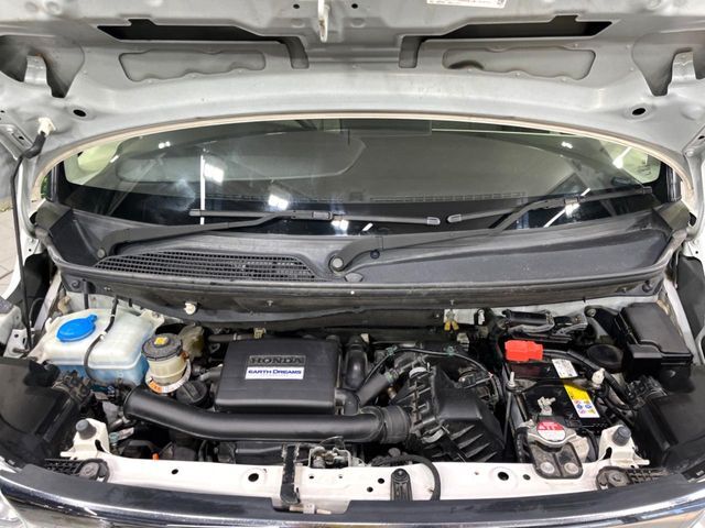 親切・丁寧な専門メカニックスタッフが応対！・車検・点検整備・事故等の修理などアフターサービスも安心。お車のカスタマイズもネクステージのサービススタッフまでご相談ください！