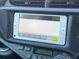 【純正ナビ】人気の純正ナビを装備。オーディオ機能も充実しており、Bluetooth接続すればお持ちのスマホやMP3プレイヤーの音楽を再生可能！毎日の運転がさらに楽しくなります！！