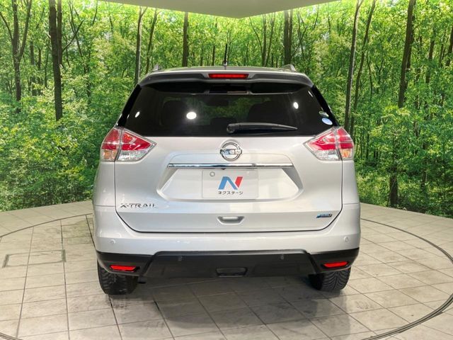 安心の最長10年・走行無制限保証（有償）をご用意。保証内容も充実はもちろん、無料点検＆オイル交換や、年中無休の全国・24時間ロードサービスも付帯されておりますのでご安心下さい。