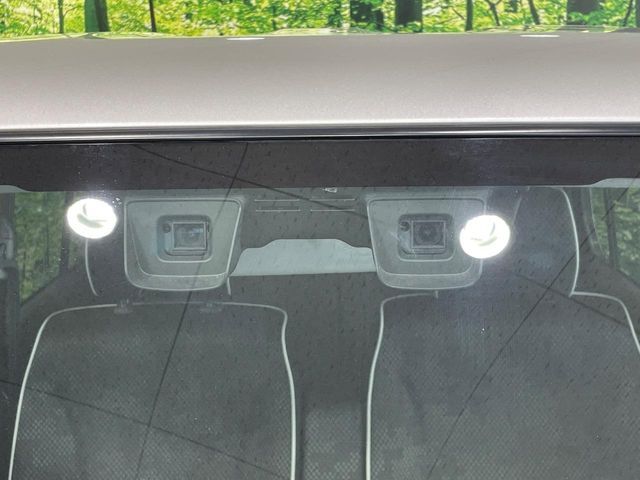 【スズキ　セーフティサポート】走行中に前方の車両等を認識し、衝突しそうな時は警報とブレーキで衝突回避と被害軽減をアシスト。より安全にドライブをお楽しみいただけます。