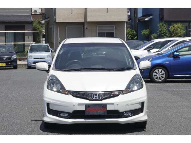 お手頃価格の中古車なら中古車販売店のプラウドへ。お手頃車をお探しの方は是非お立ち寄り下さい。