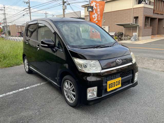 ルーフモール劣化してるので新品に交換します^_^