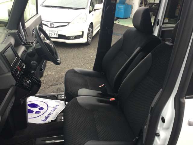 ★自社レッカー車完備！！緊急時には柔軟に対応致します。お困りの場合は当店までお電話頂ければご対応致します。