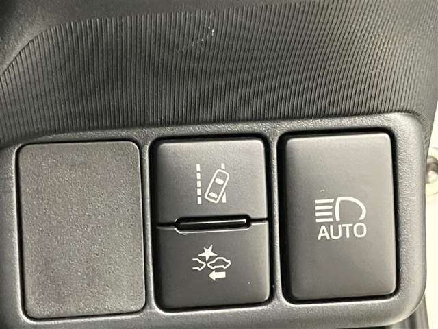 運転席廻りの画像になります