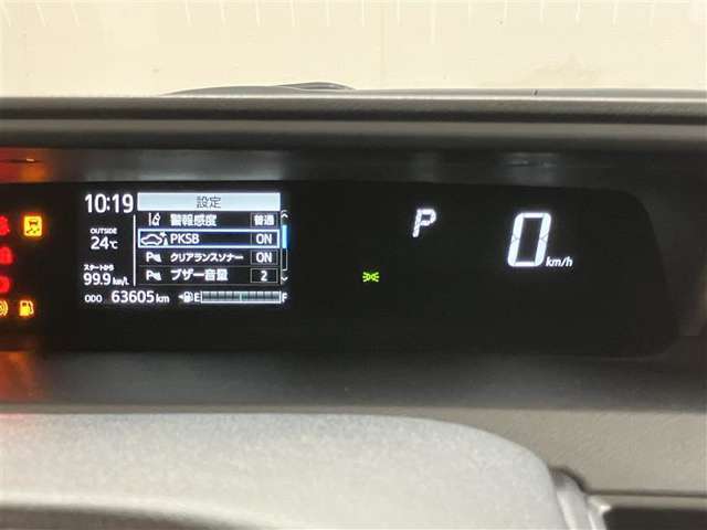 視認性の良いメ-タ-を採用しており、快適なドライブをサポ-トします♪