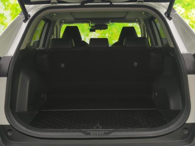 WECARSでは登録（届出）済未使用車や走行距離1万km未満の在庫車も多数ご用意しております！状態は良いものが良いけど、新車は高いな・・・そんなお客様にオススメです！