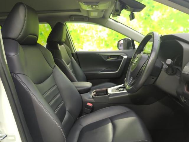 「この車の写真をもっと見たい」「状態が気になる」「この装備はついている？」どんな小さな疑問でもお気軽にお問い合わせください！