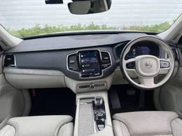 プレミアムセブンシーターのXC90が入庫しました！最新のグーグルオートモーティブサービスを搭載！豪華な装備が満載！さらに安全装備は標準装備！こんな贅沢な車はない！