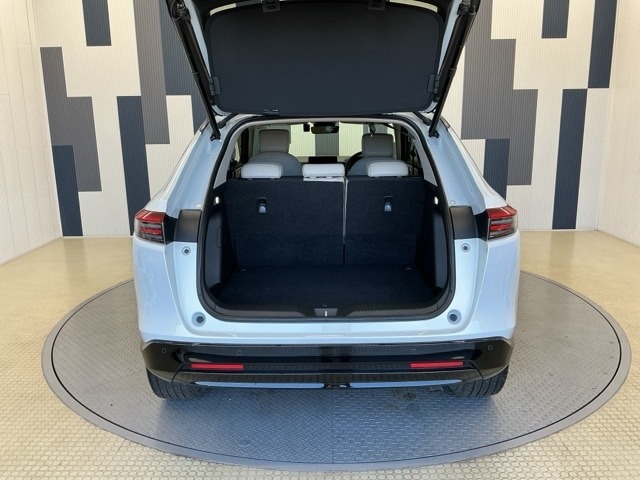 ラゲッジスペースは日常使う分には充分な広さです。
