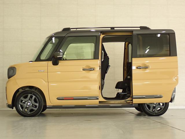 パワースライドドアは、予約ロック機能付！！車から降りた後の行動もスムーズです☆