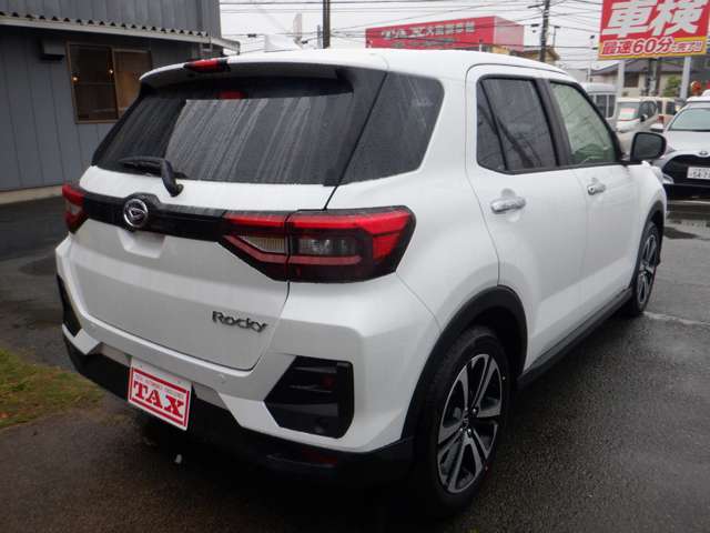 人気の登録済・届出済未使用車やおすすめ中古車を展示中！！各社メーカーの人気の軽自動車・小型車・普通車・大型車まで高須自動車にお任せ下さい！！日々新しい展示車両が続々入荷中です！！