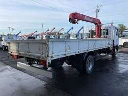 もちろん整備だけでなく自社板金工場もございます！気になる箇所も別途お気軽ご相談ください！電話番号は011-380-5000までお電話ください！