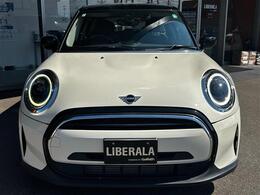 LIBERALA富山へようこそ。この度は当店のおクルマをご覧いただき有り難うございます。LIBERALA富山は北陸道の富山インターを降りて車で5分。41号線沿いにございます。