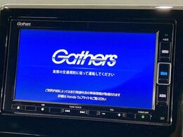 【純正ナビ】人気の純正ナビを装備。オーディオ機能も充実しており、Bluetooth接続すればお持ちのスマホやMP3プレイヤーの音楽を再生可能！毎日の運転がさらに楽しくなります！！