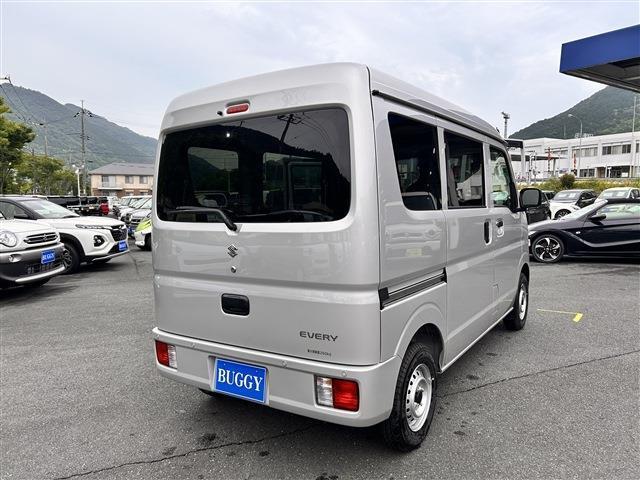 クルマ選びは車のテーマパークバギーで♪この時期にお買い得な1台を是非♪お客様のお車をプロの見立てでより良い1台をプロデュースします！是非一度お店に遊びに来てください☆