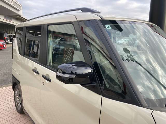 【ウインカー付きドアミラー】バイクとの事故防止になります☆小さいところまで気を配ったデザインです☆