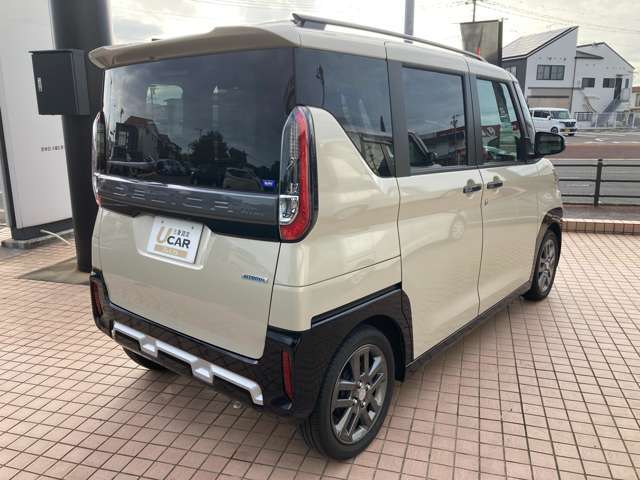 【お子様連れもOK！】当店にはキッズスペース、おむつ交換台、授乳室、女性用トイレにはベビーチェアもございますので小さなお子様連れのお客様も安心して車を見ることが出来ます♪