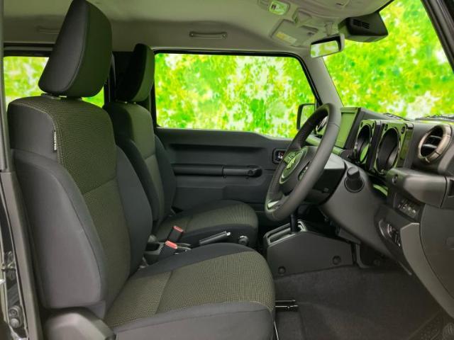 「この車の写真をもっと見たい」「状態が気になる」「この装備はついている？」どんな小さな疑問でもお気軽にお問い合わせください！