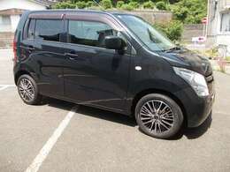 お客様に安心して乗っていただくために、当社では法定整備を実施しております。国家資格をもった整備士がチェックおよび不具合箇所の整備を致します。お気軽にご相談ください。