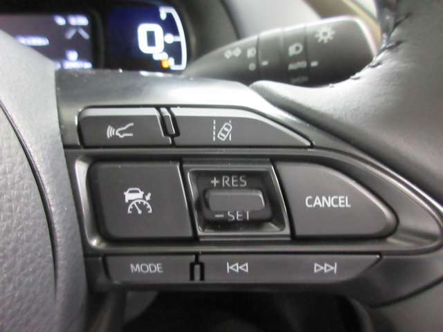 在庫車は店舗を移動している場合がございますので、御来店前に在庫の確認をして頂きます事をお勧めいたしております。