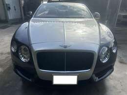 専門業者にて黒×銀にてフルラッピング済みです。元色は白となっております。