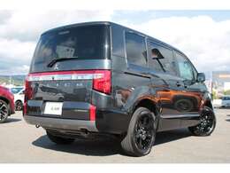 当店では全国へ輸送・納車をいたしております★輸送費用はお客様のお住まいや車種によって異なりますのでお気軽にお問い合わせください。