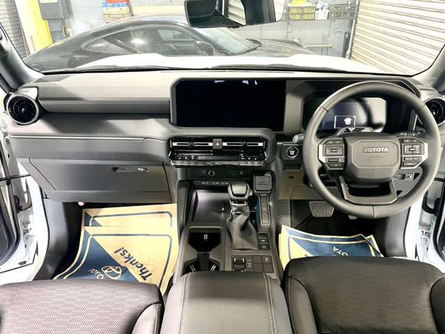 ベンチレーション付きで快適なドライブが楽しめます♪