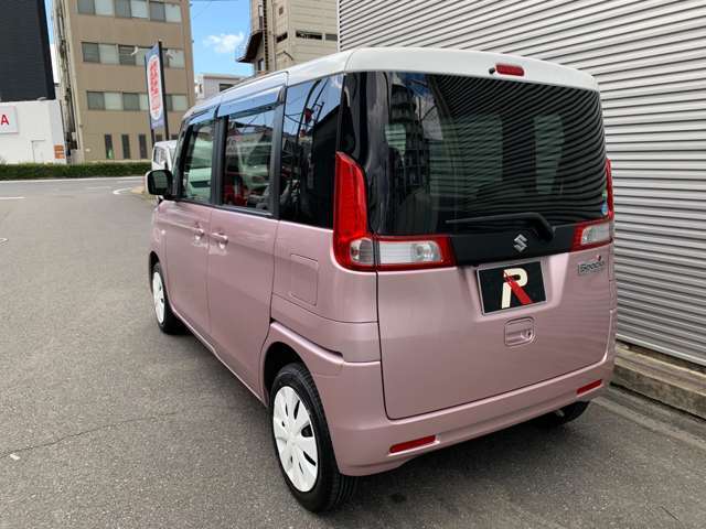 ヒップラインが魅力ですね