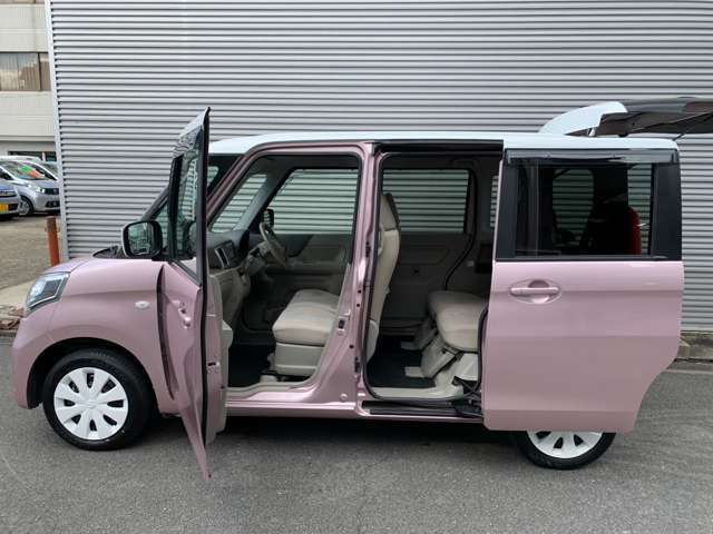 乗り降りし易い大きな開口部