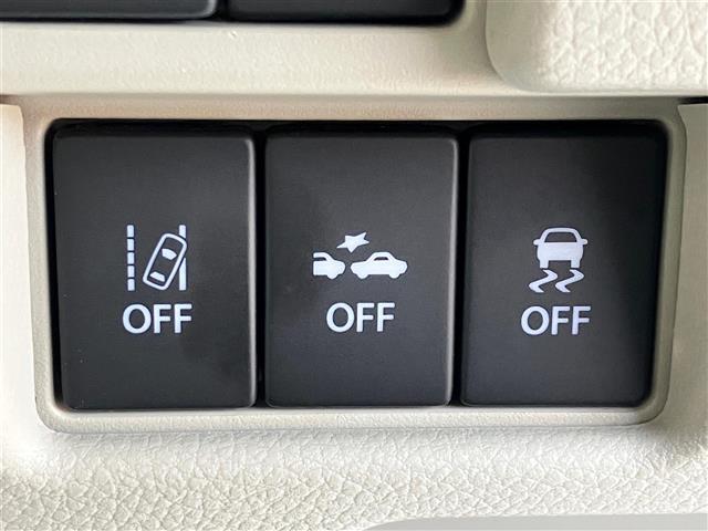 【運転席操作部】快適なドライブを楽しむための機能が装備されています！運転席から触れるので、使いやすいです！除菌プランいれていただくと、さらに清潔で安心していただけます！