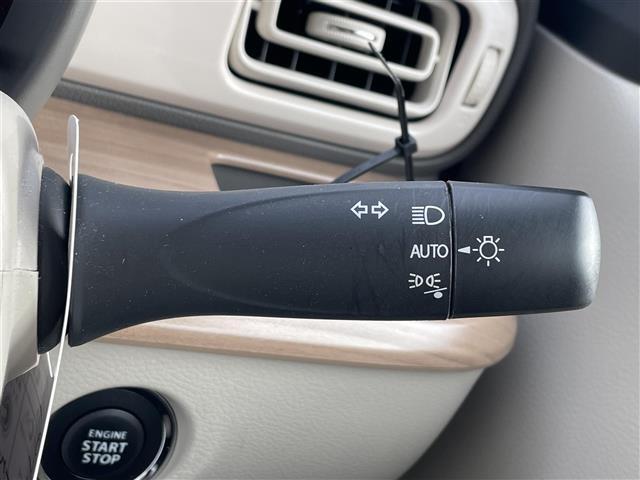 【オートライト】付け忘れや消し忘れを防ぐことができます。高速道路などのトンネル走行中等にも役立ちます♪