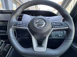 プロパイロットも装備！好評です♪高速道路での運転でアクセル、ブレーキ、ハンドルの操作をセレナがアシスト☆運転の疲れが軽減します！遠方のお出かけは体力も使うのでプロパイロットで運転の疲れは減らしましょ♪