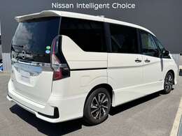 R3年式☆family層にも人気のセレナが入荷です☆ご成約数も多いお車です☆早い者勝ちなので、気になる方はお早目に♪　セーフティパックA☆オートデュアルエアコン☆リアヒーターダクト☆のオプション付き！！★