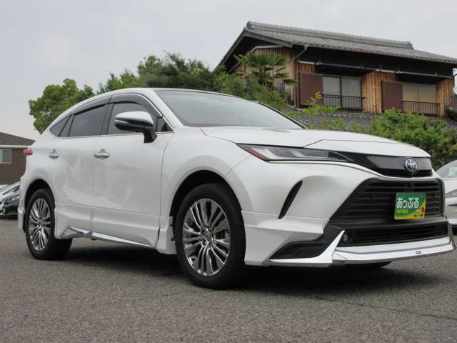 なお車の車検・オイル交換・修理・鈑金塗装・ガラス修理・デントリペア・ボディコーティングども幅広く対応しております。その際は無料で代車を貸し出し致します。車のことは何でもお任せください！