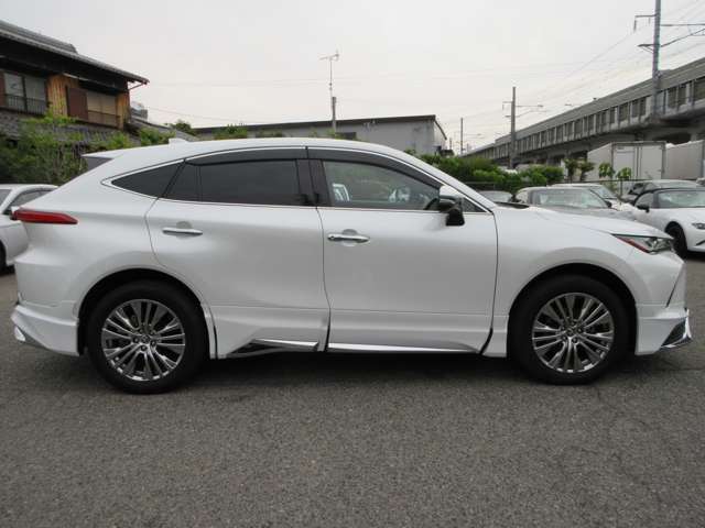 （株）あっぷる関西は業界経験者多数在籍！！新車ディーラー営業・大手中古車ディーラー営業・新車ディーラー整備士など、豊富な知識と経験をお客様の車選びや納車後のサポートをお手伝いさせて頂きます。